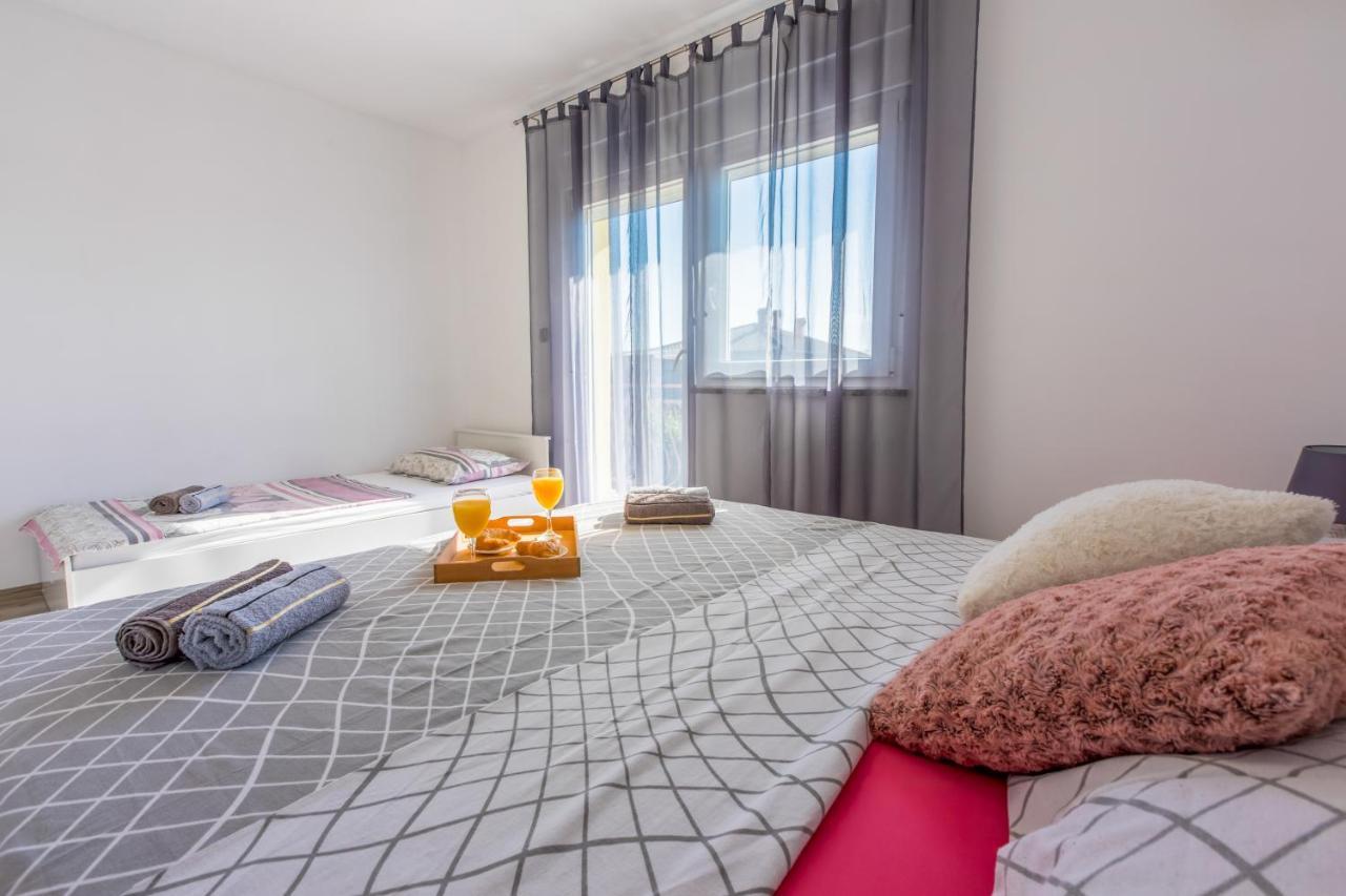 Apartments Kralj Zvonimir ยาดราโนโว ภายนอก รูปภาพ
